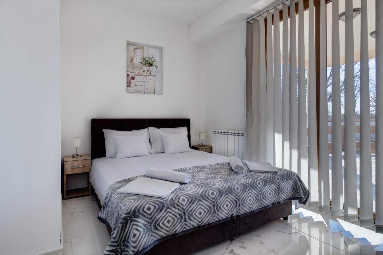 Stars Residence Petrovac Luaran gambar