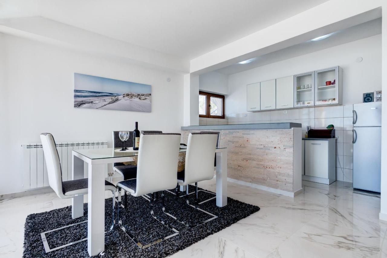 Stars Residence Petrovac Luaran gambar