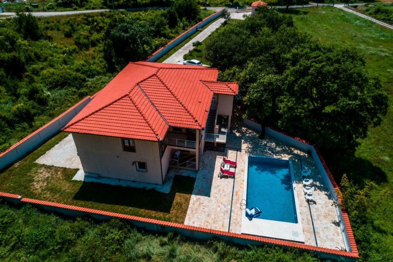 Stars Residence Petrovac Luaran gambar