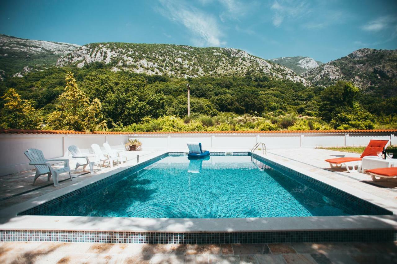 Stars Residence Petrovac Luaran gambar